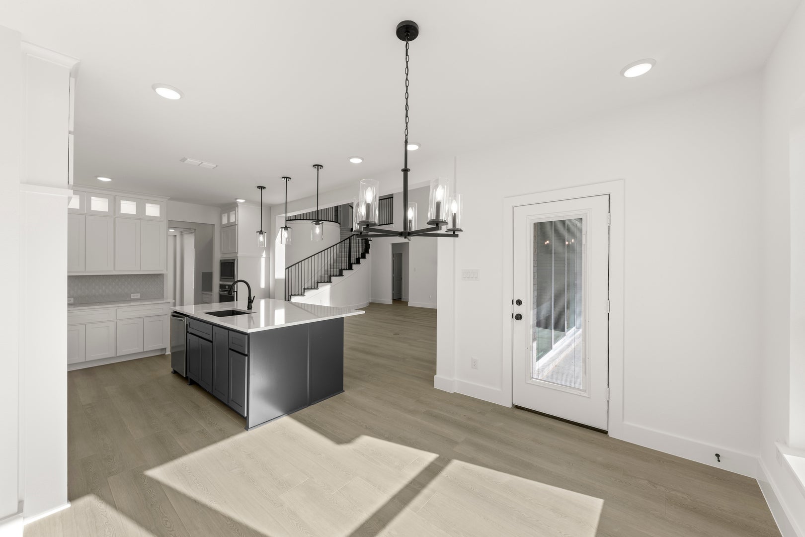 Valencia on The Lake - 16