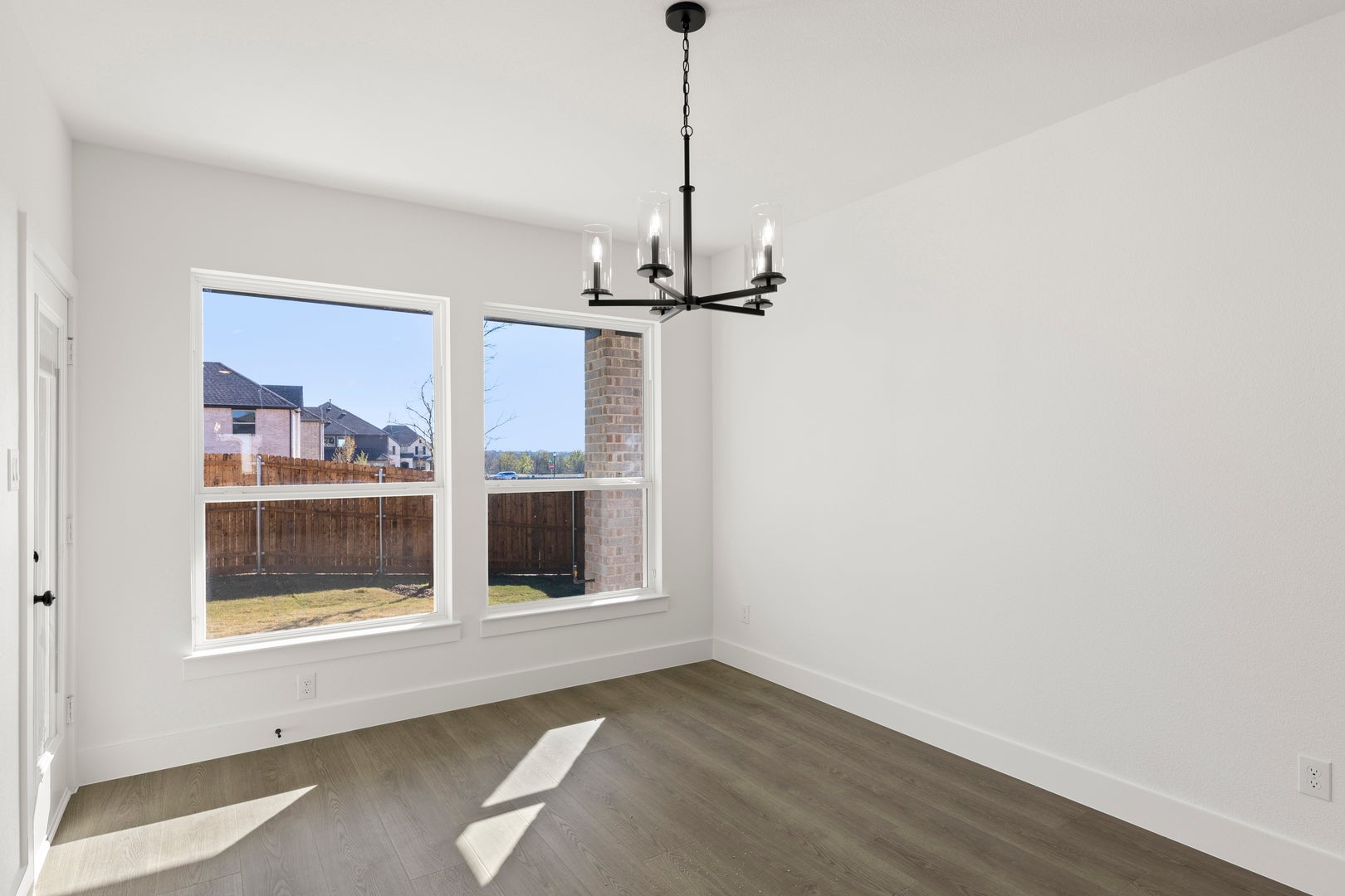 Valencia on The Lake - 16