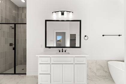 Valencia on The Lake - Photo 21