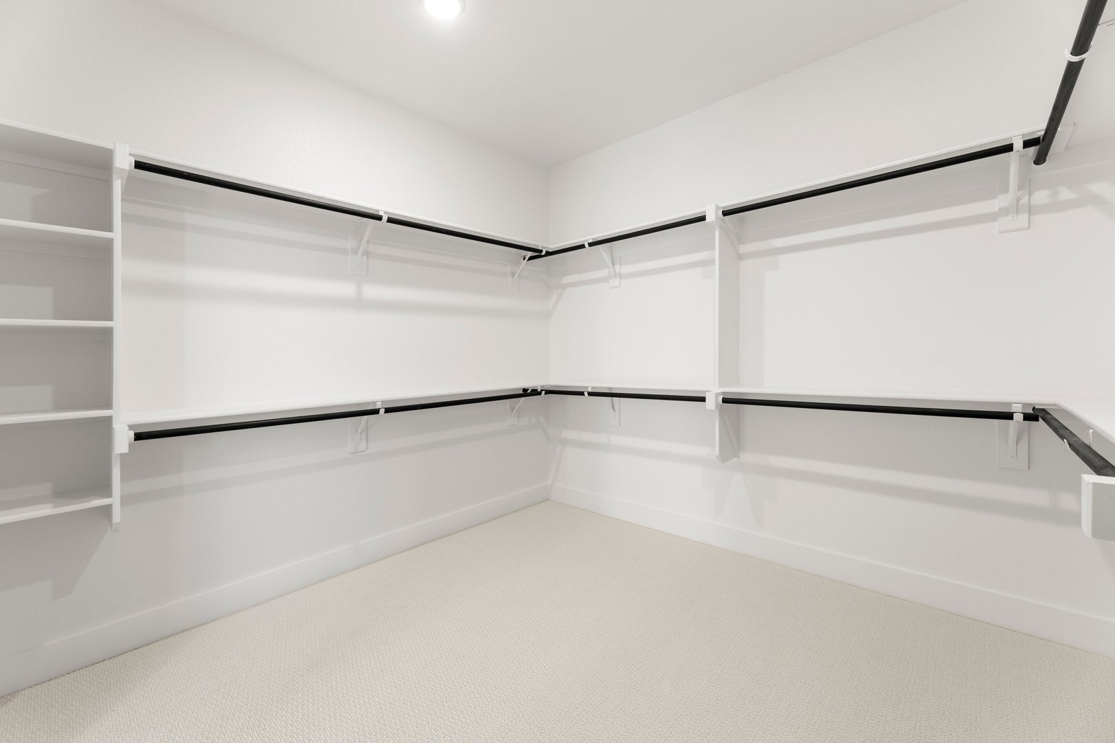 Valencia on The Lake - 24