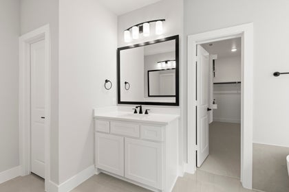 Valencia on The Lake - Photo 20