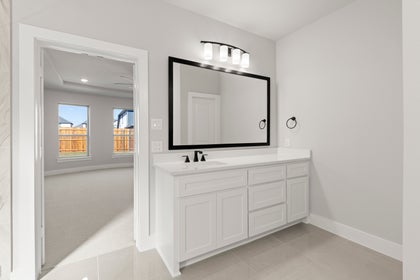 Valencia on The Lake - Photo 21