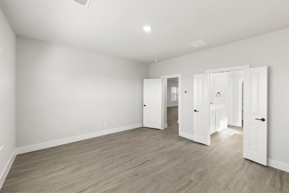 The Villages of Hurricane Creek - Photo 18