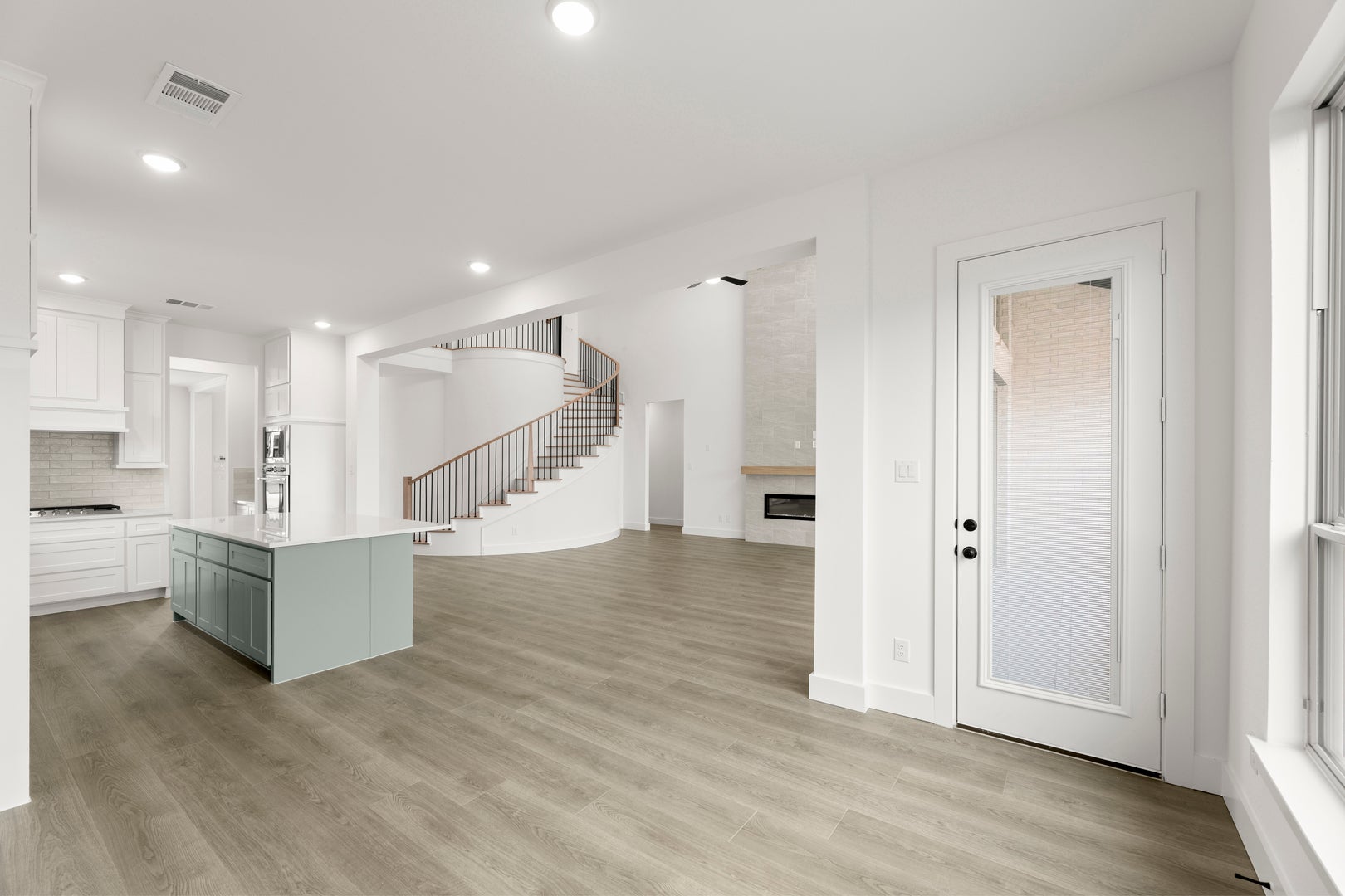 Cambridge Estates - 17