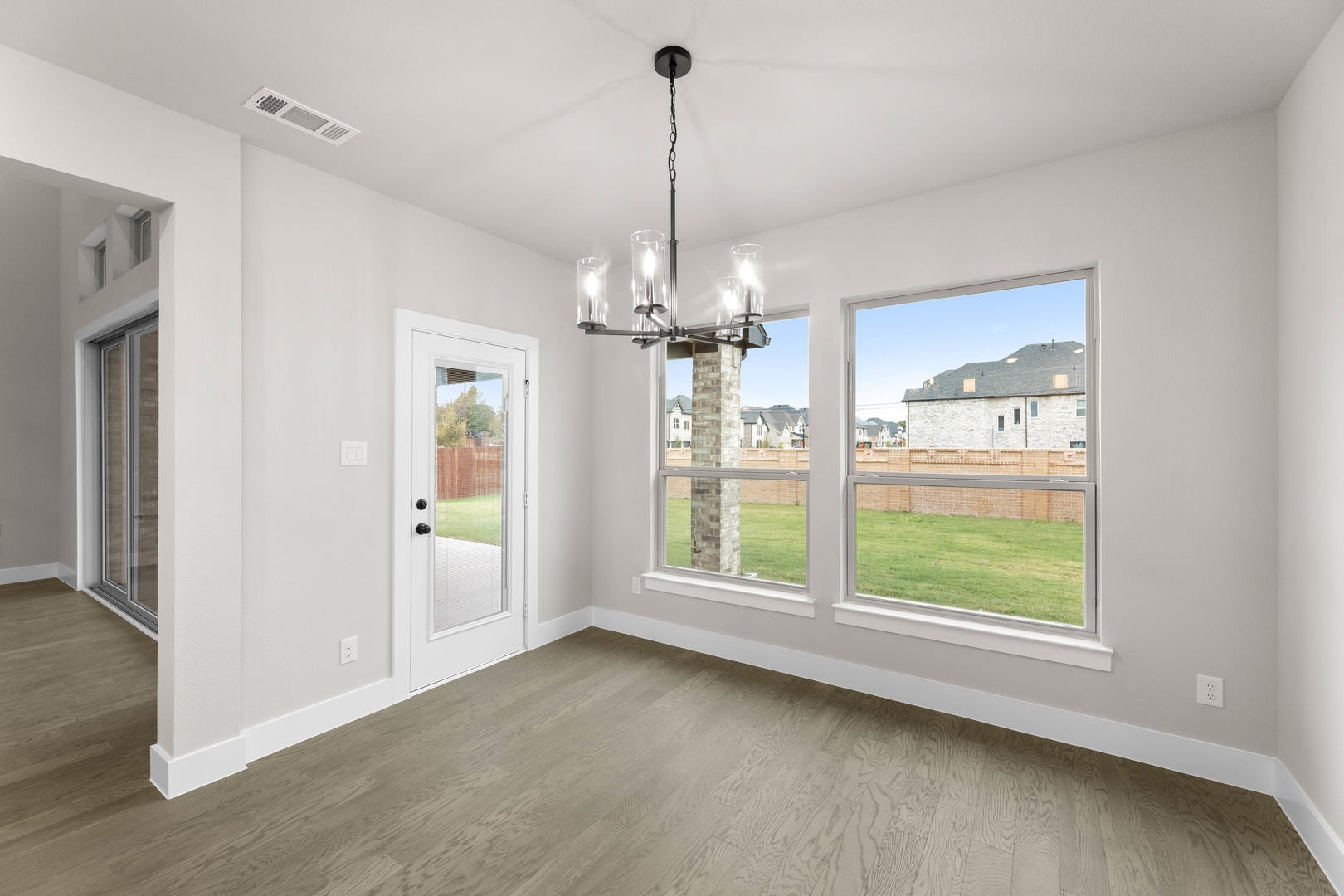 Mira Lagos Crossing - 16