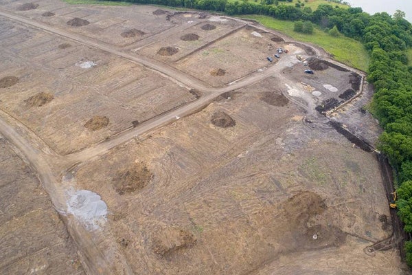 Valencia on The Lake