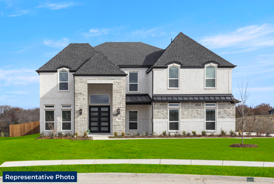 Hillcrest 2FS (w/Media)