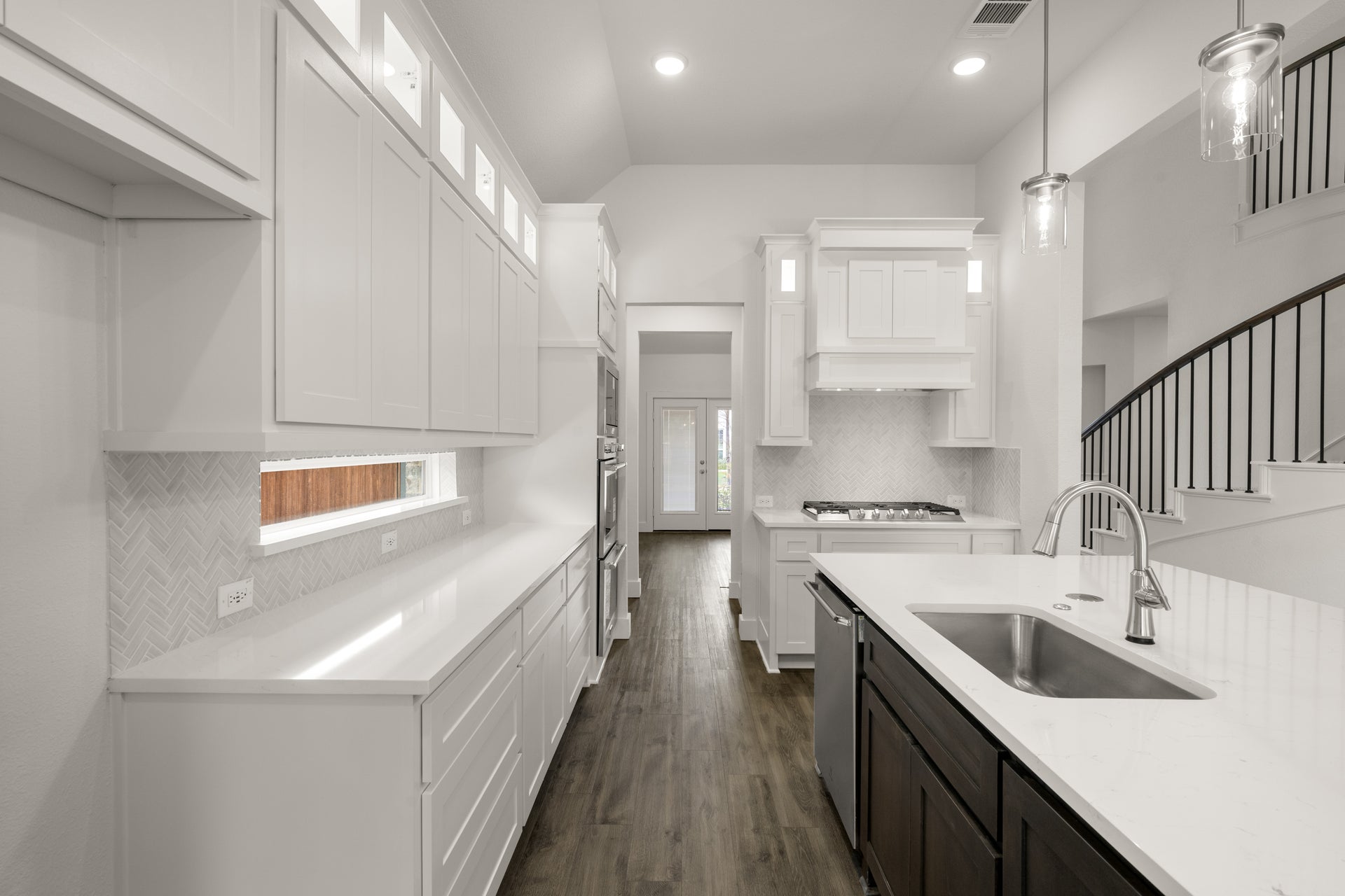 Kitchen • Front