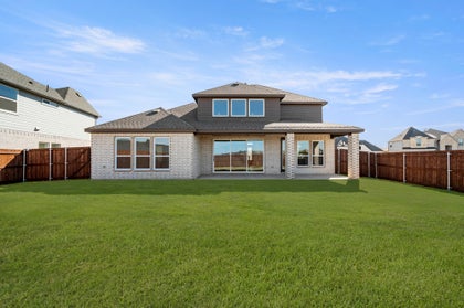 Entry • Exterior