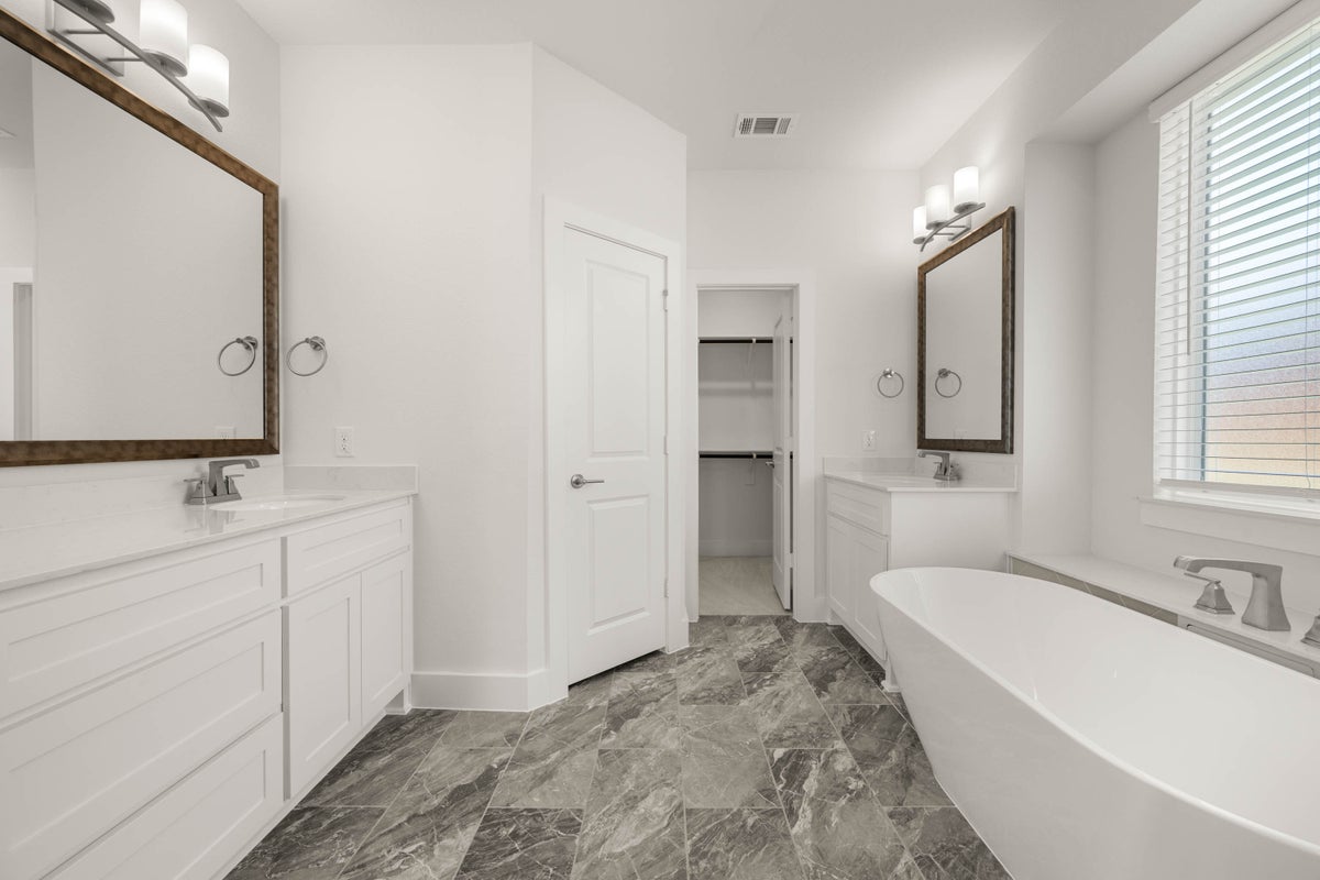 Primary • Suite • Front