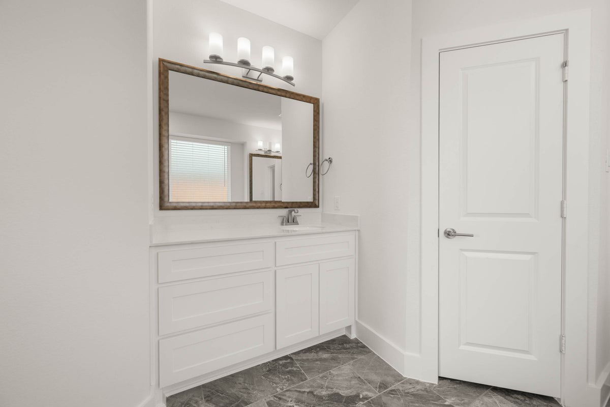 Primary • Suite • Front