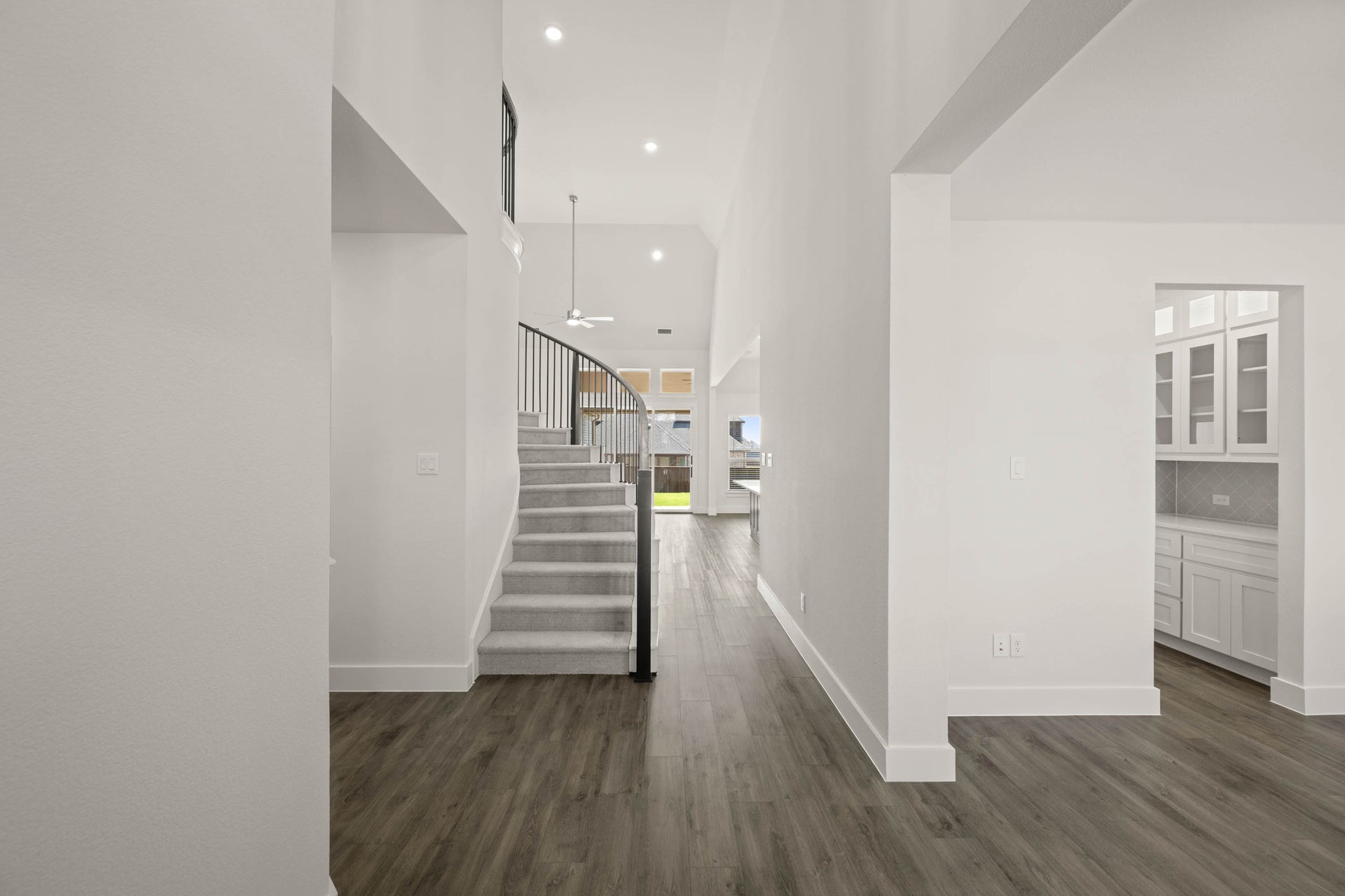 Entry • Front