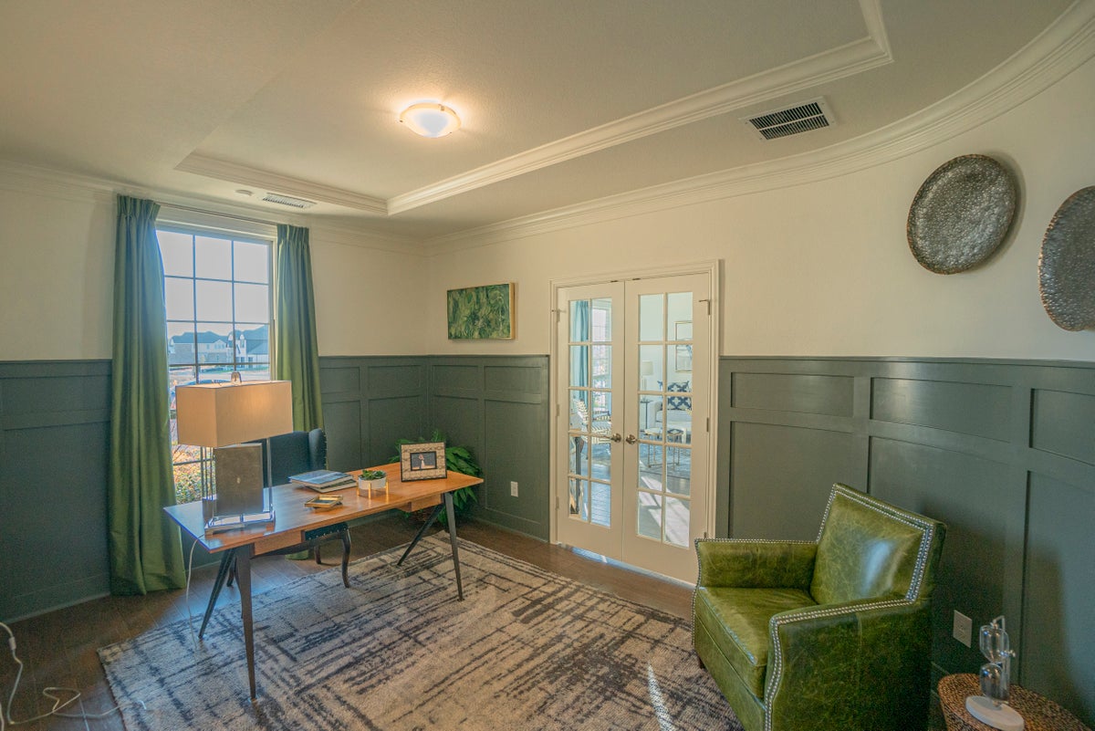 Woodcreek - Photo 05