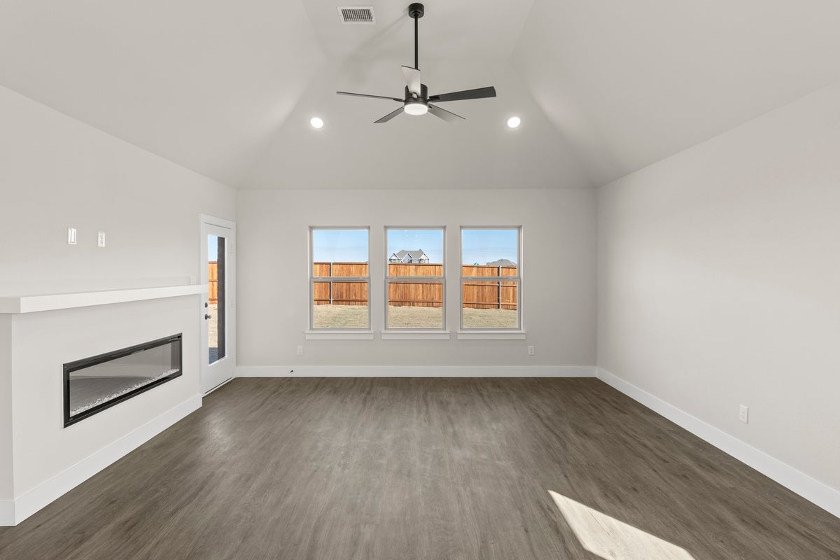 Las Lomas - Photo 15