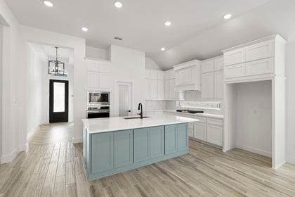 Valencia on The Lake - Photo 13