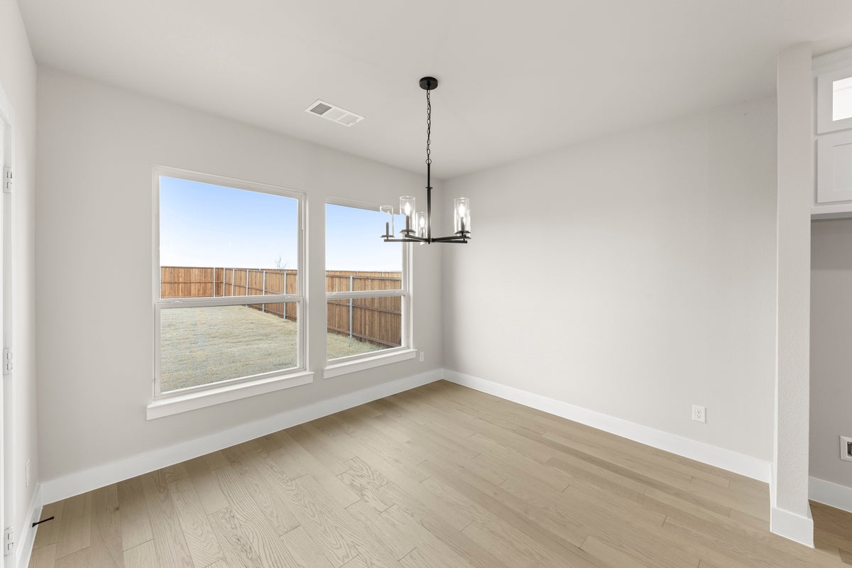 Sutton Fields - Photo 16