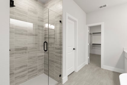 Valencia on The Lake - Photo 21