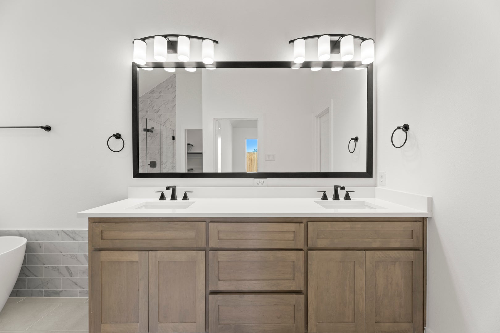 Valencia on The Lake - 22