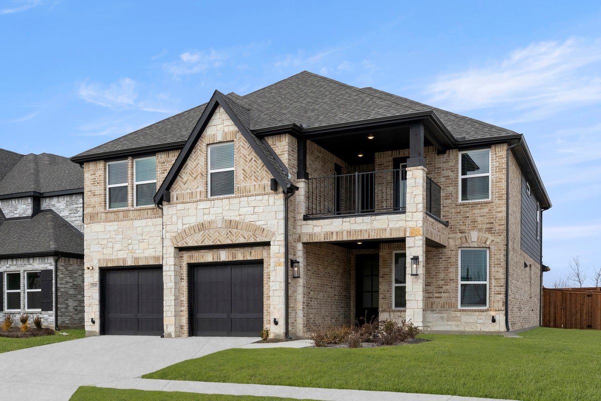 Sutton Fields - Photo 02