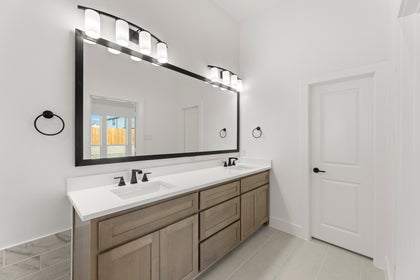 Valencia on The Lake - Photo 25