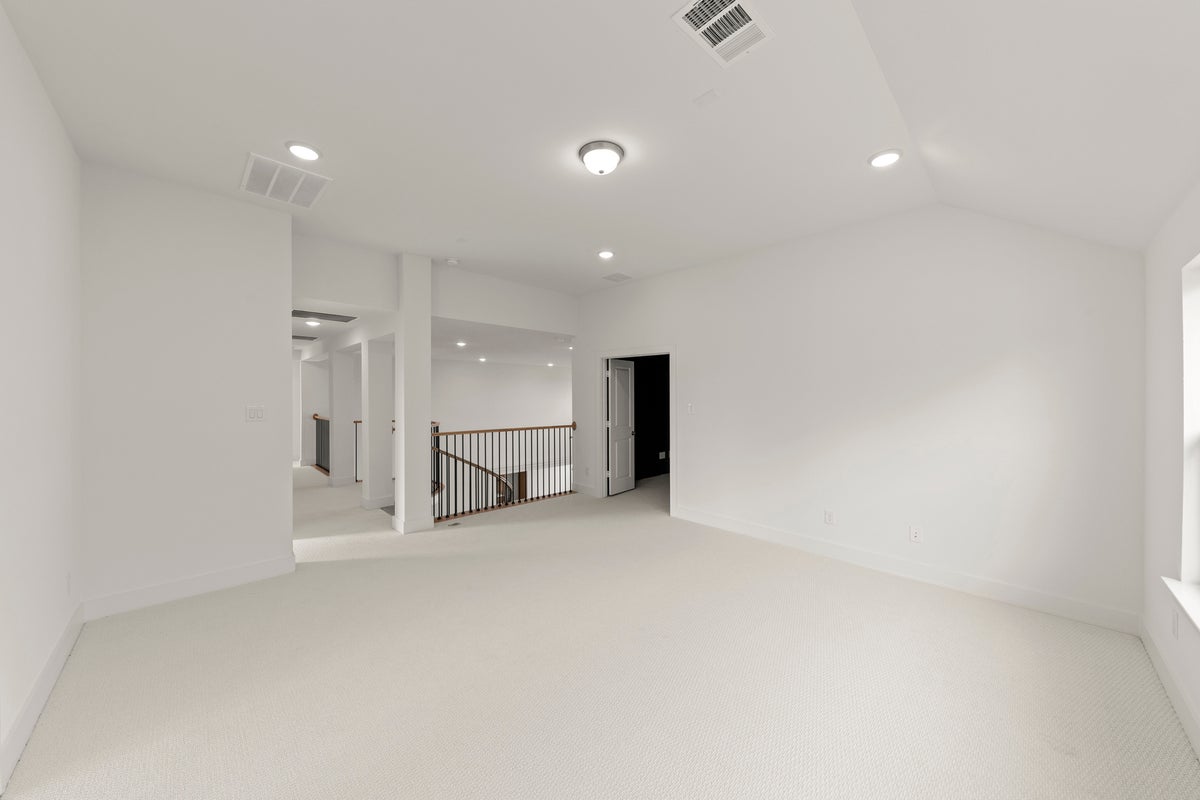 Sutton Fields - Photo 25