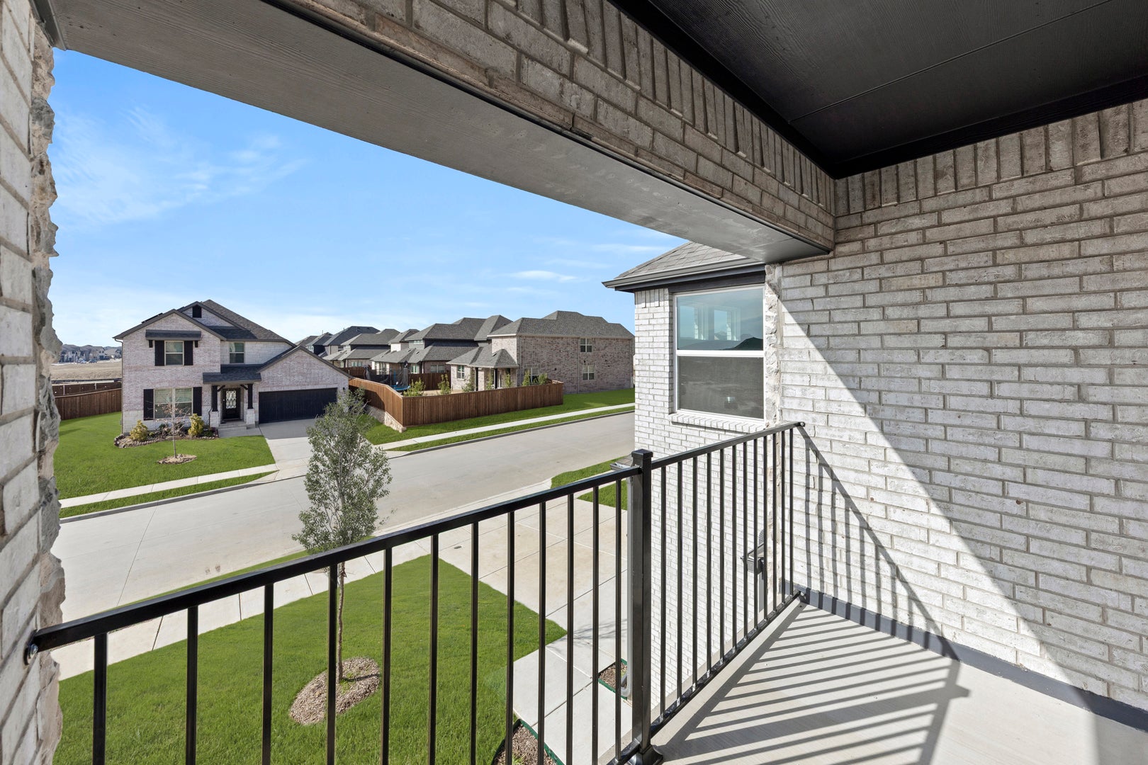 Valencia on The Lake - 03