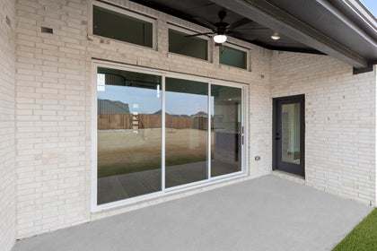 Sutton Fields - Photo 03