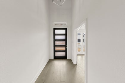 Sutton Fields - Photo 05