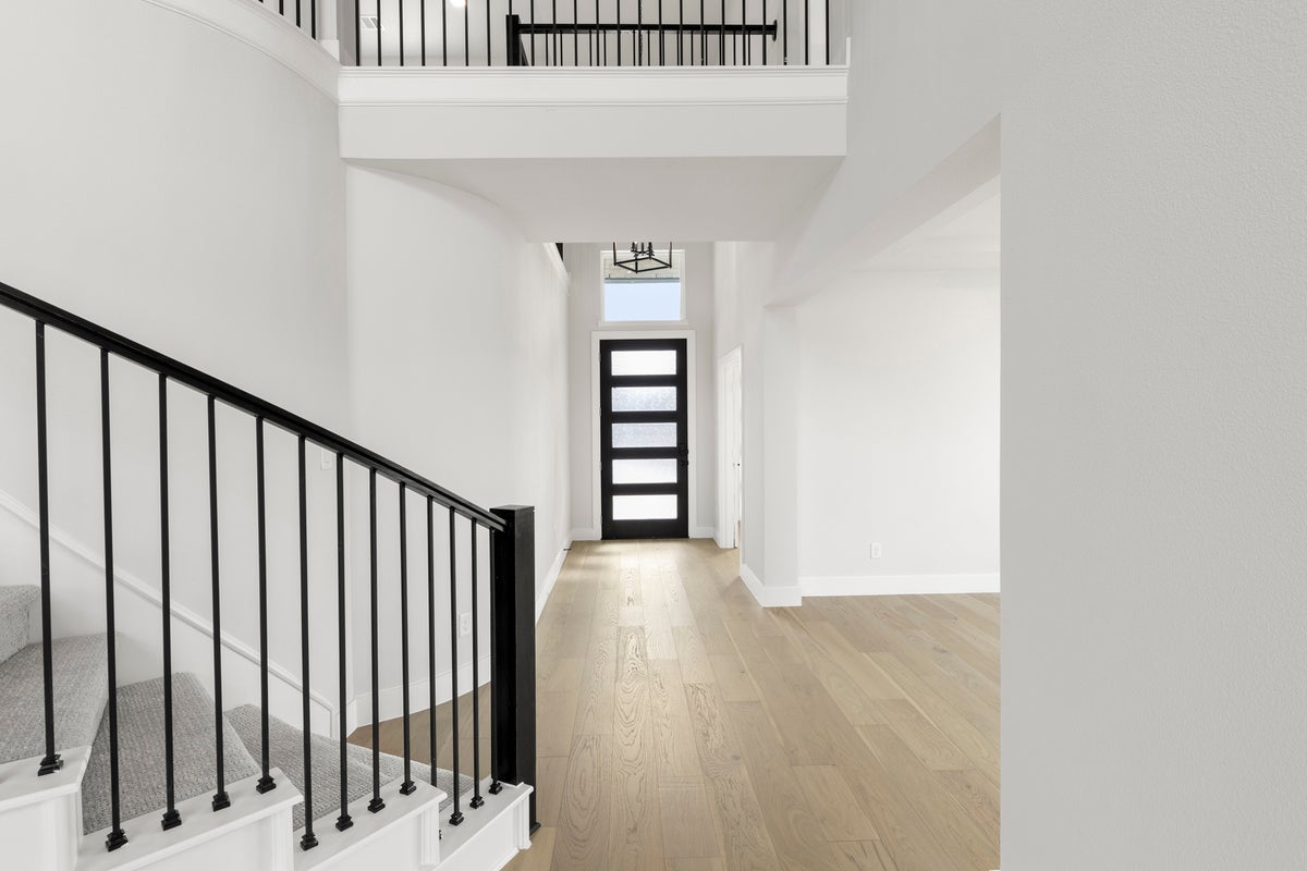 Sutton Fields - Photo 06