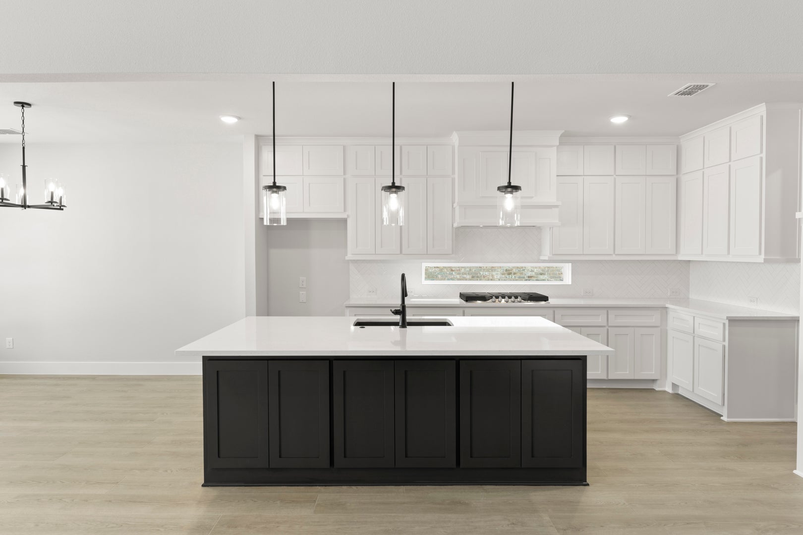 Valencia on The Lake - 10