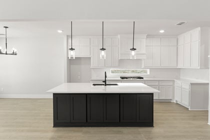 Valencia on The Lake - Photo 10