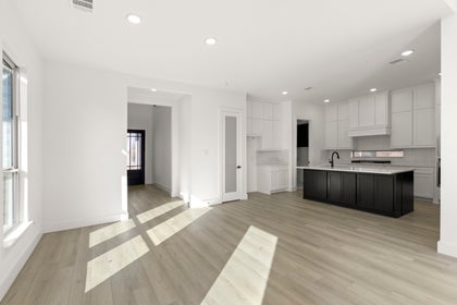 The Villages of Hurricane Creek - Photo 09