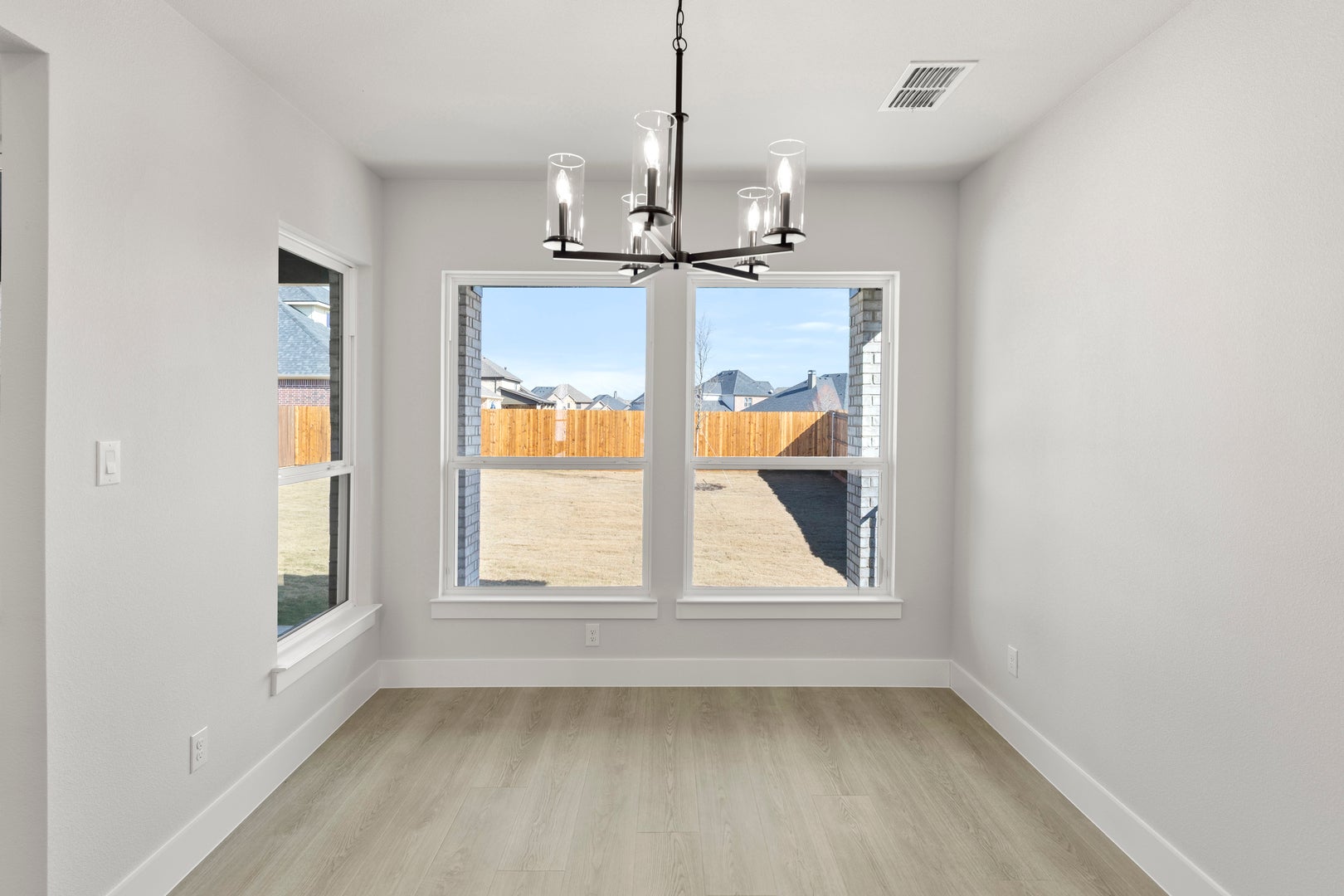 Valencia on The Lake - 15