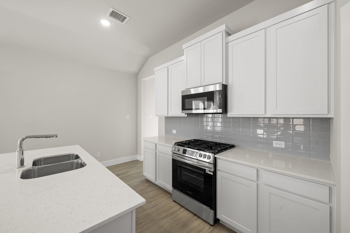 The Meadows - Photo 14