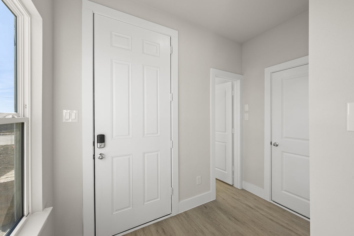 The Meadows - Photo 06