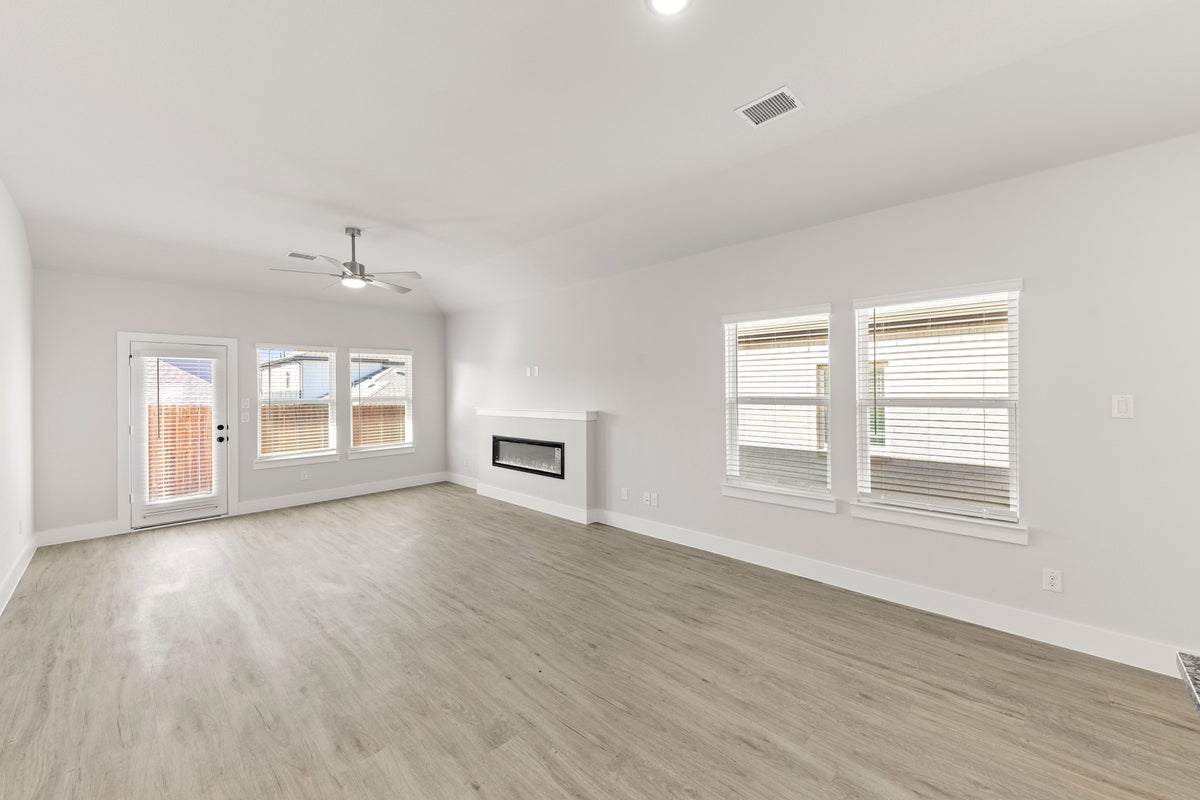 The Villages of Hurricane Creek - Photo 12