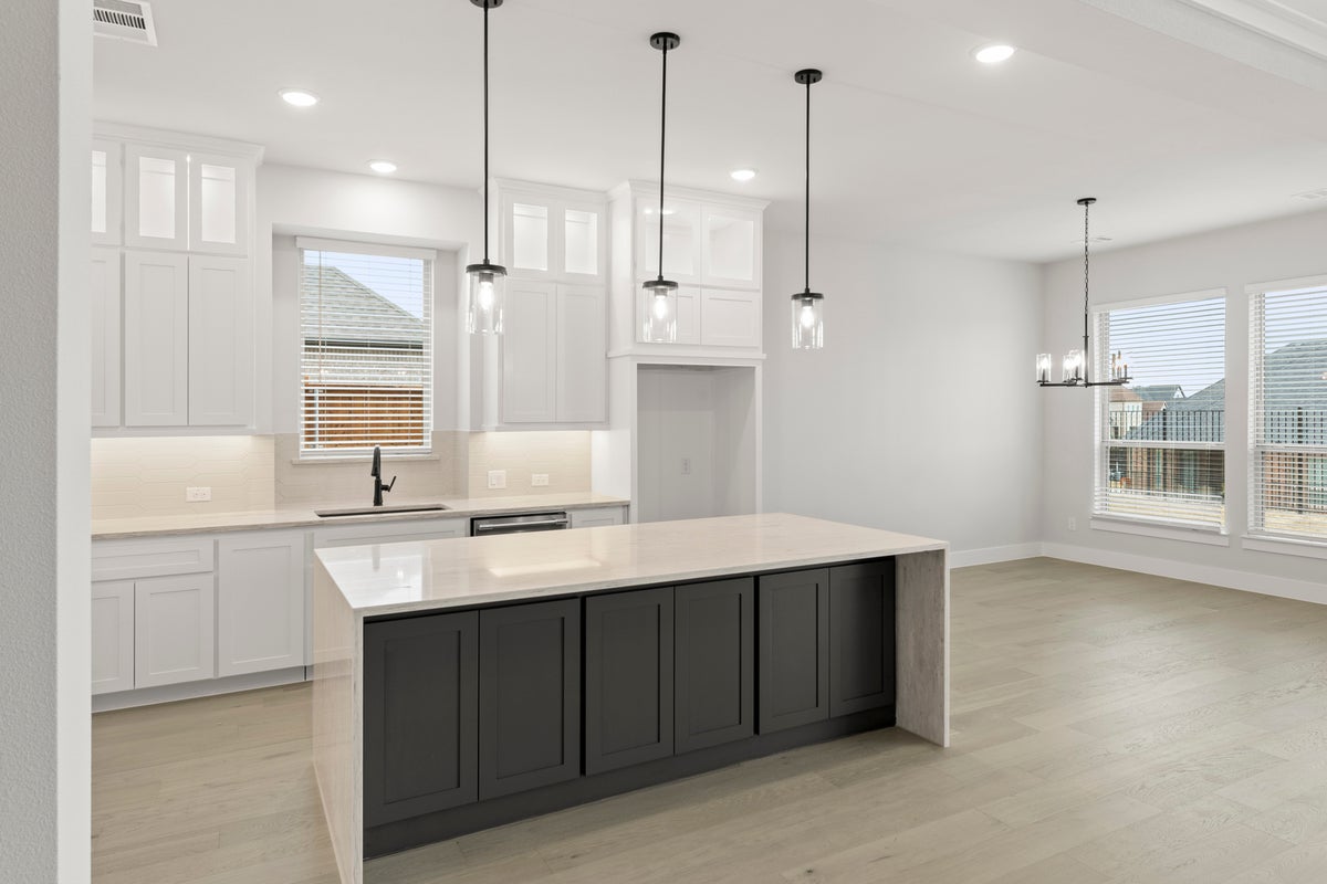 Cambridge Estates - Harwood - Photo 14