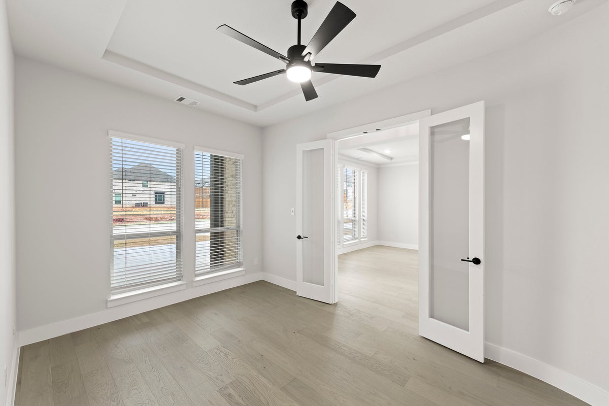 Cambridge Estates - Harwood - Photo 09