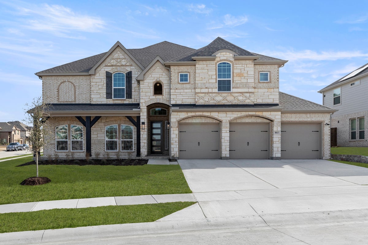 Woodcreek - Photo 01