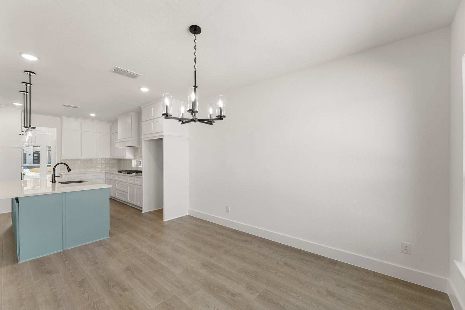 Valencia on The Lake - 16