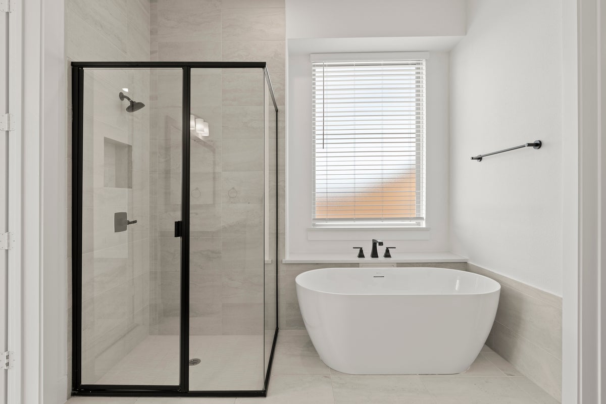 Cambridge Estates - Harwood - Photo 17