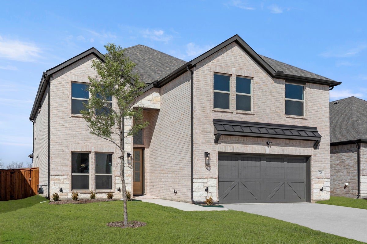 Valencia on The Lake - Photo 02