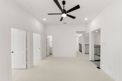 Valencia on The Lake - Photo 25