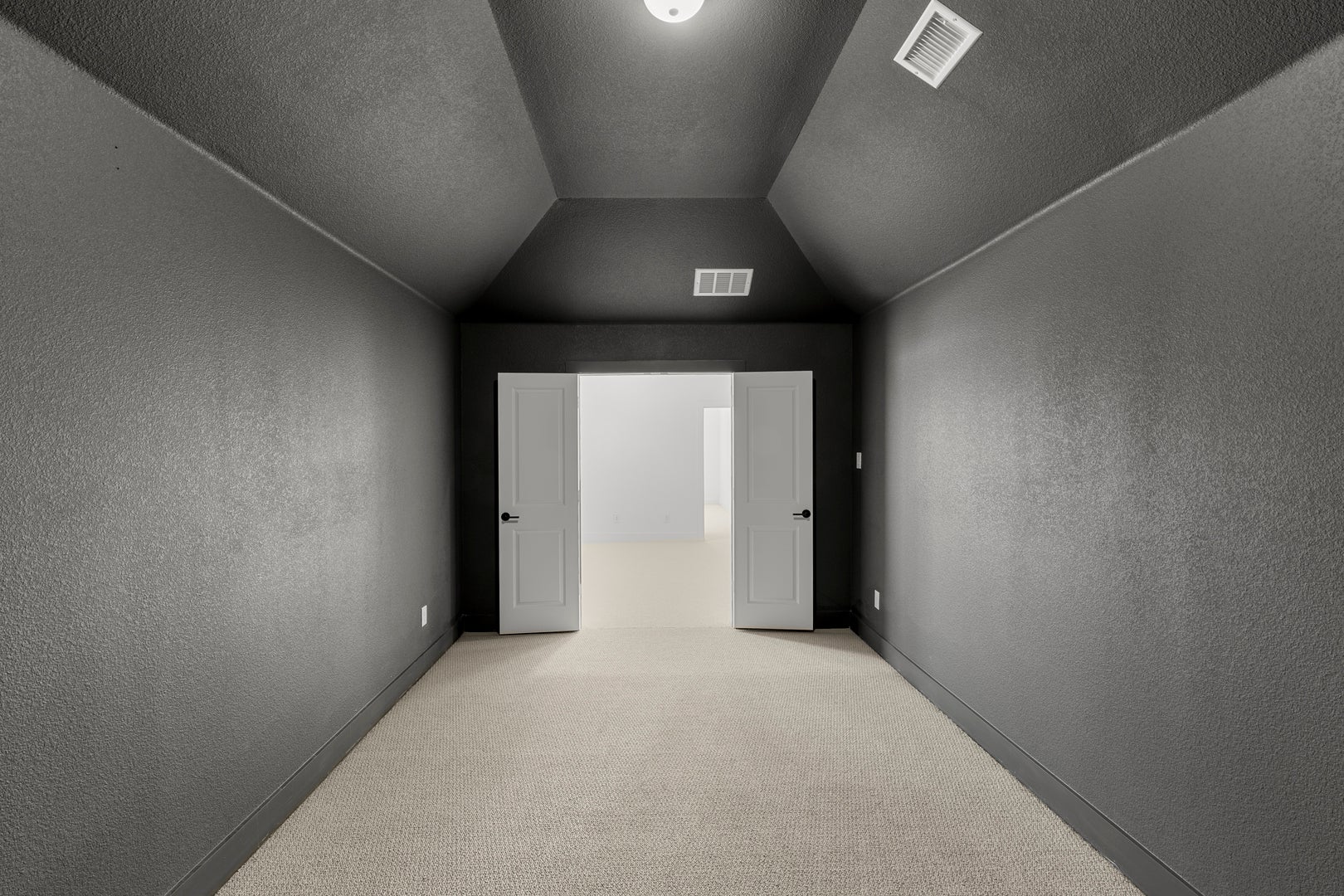 Valencia on The Lake - 26