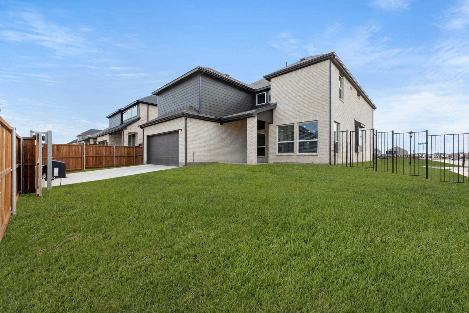 Villages of Creekwood - 04