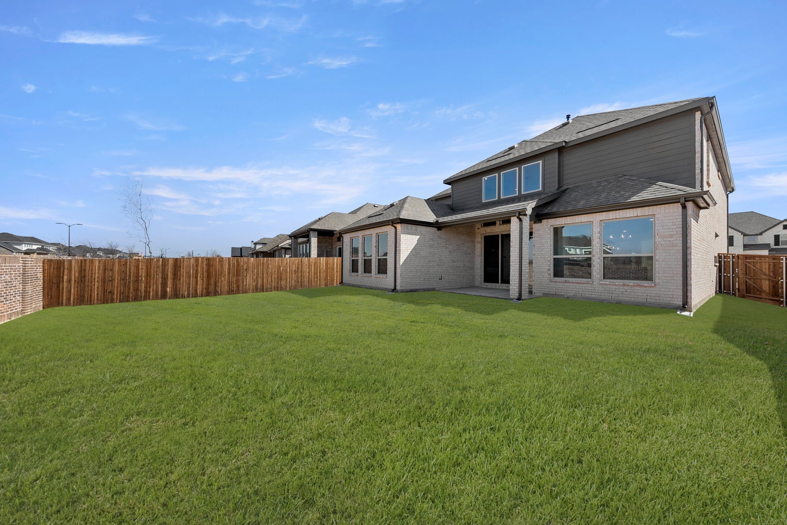 Valencia on The Lake - 05