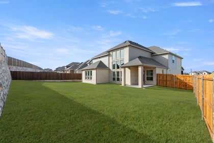 Woodcreek - Photo 05