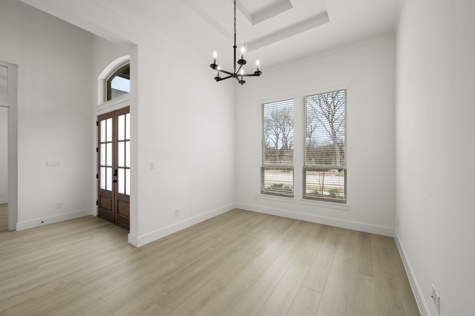 Broadmoor Estates - 08