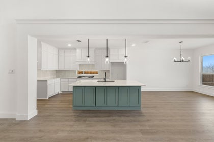 Valencia on The Lake - Photo 11