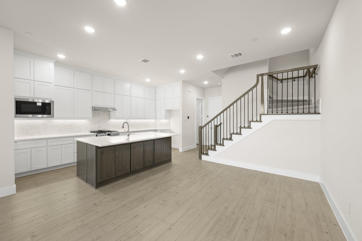 The Abbey at Mercer Crossing - Photo 08